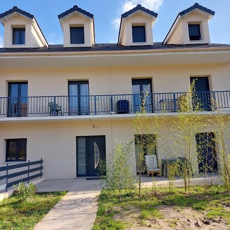 Residence De La Gare, Chambre Meublee Longjumeau Exterior photo